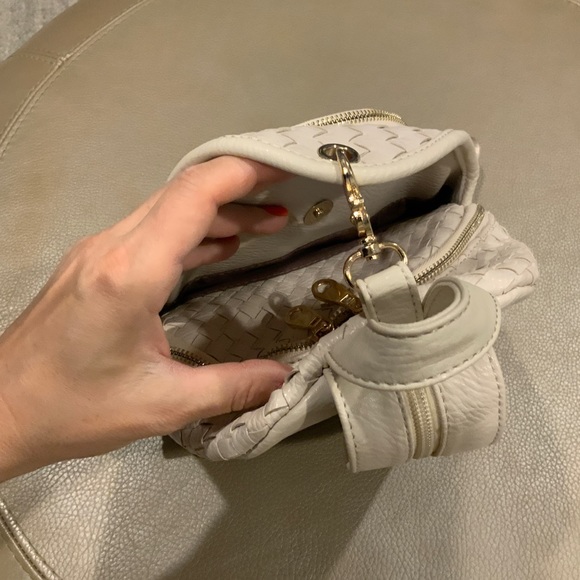 Off white Faux Leather woven Back pack - Picture 5 of 5